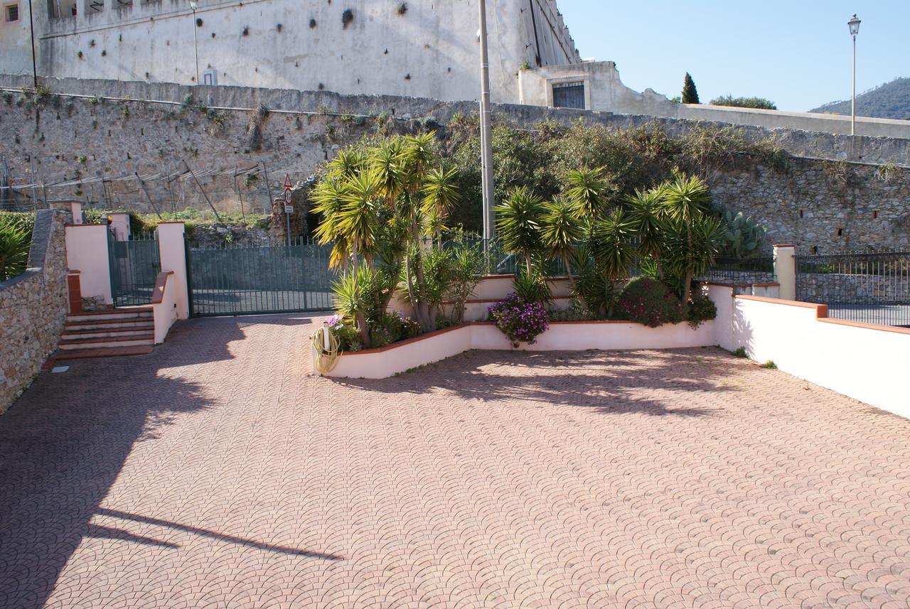 Hotel Residence Mirafiori Loano Dış mekan fotoğraf